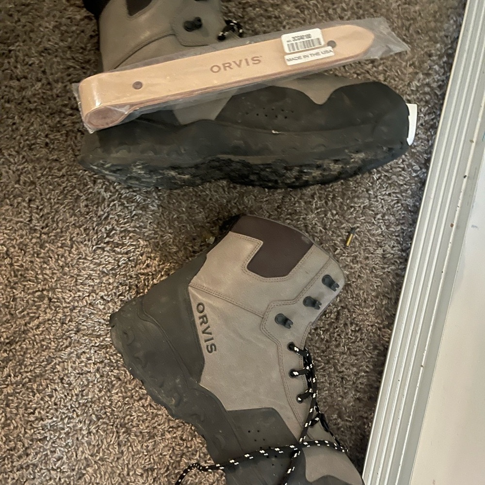 Orvis Men's Gray and Black Boots w/ leather shoe horn